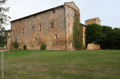 The Pieve of San Giovanni Battista is a sacred building located in Ponte allo Spino, prov. of Siena. Mentioned since 1189, it is one of the most interesting Romanesque buildings in the Sienese area.