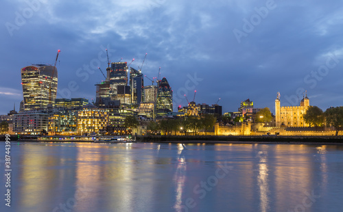 Night panorama of the London city over the Thames