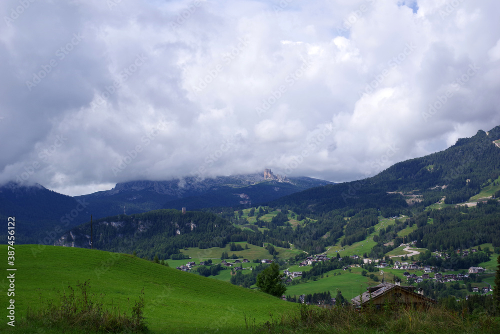 Panorama près de Cortina d'Ampezzo