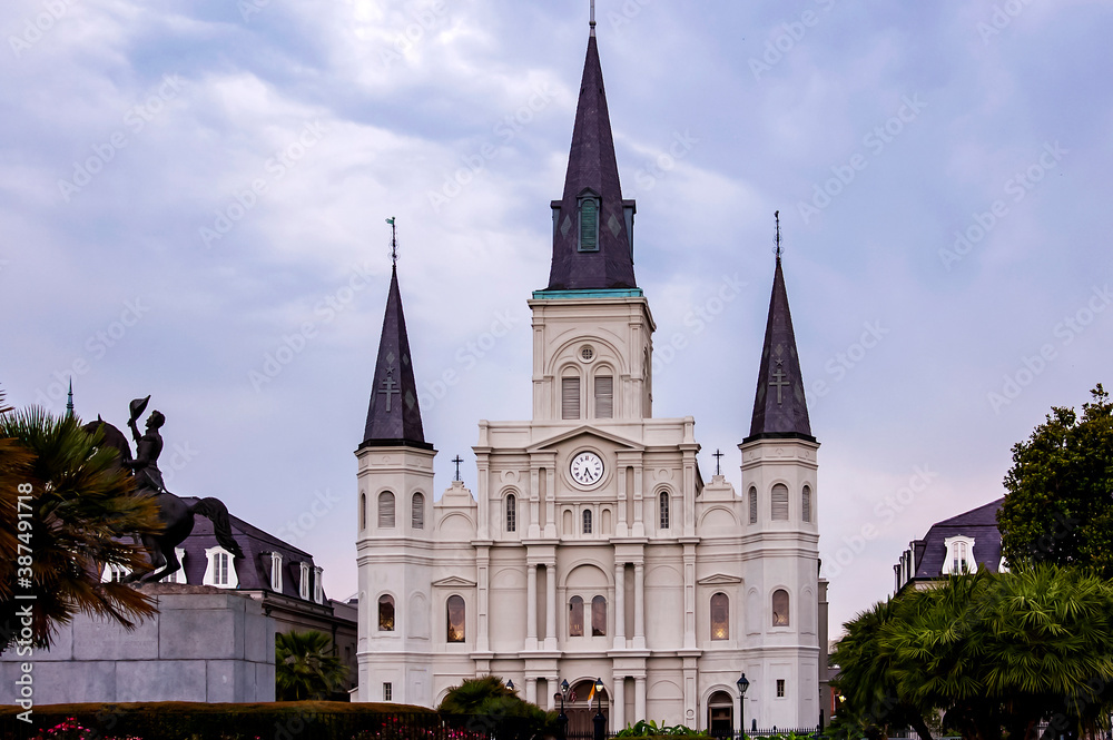 Fototapeta premium St. Louis Cathedral in New Orleans, Louisiana