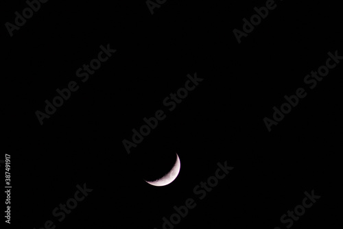 Luna creciente photo