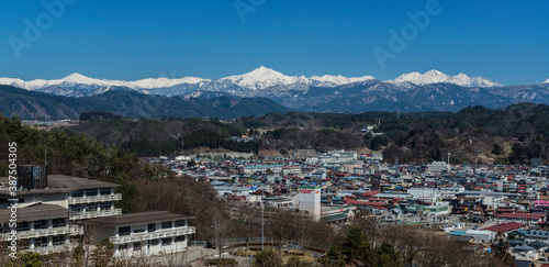 飛騨高山から北アルプス眺望 © Paylessimages
