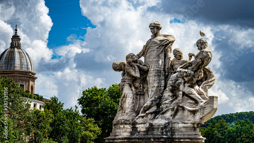 Statue, Rome