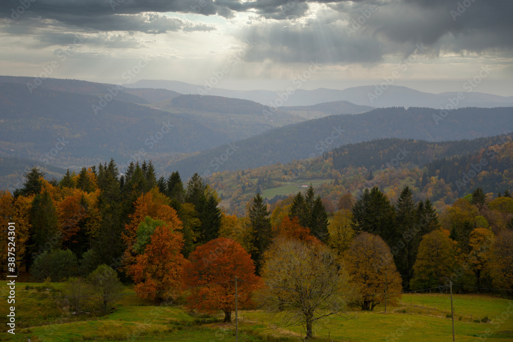 Blick vom Col da Menufosse in den Vogesen oberhalb von La Bresse Blick vom Col da Menufosse in den Vogesen oberhalb von La Bresse