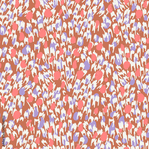 Seamless pattern with abstract  small geometric shapes. Stylized ditsy summer daisy ornament. Meadow floral texture. Good for textile, fabric, background or wrapping design.