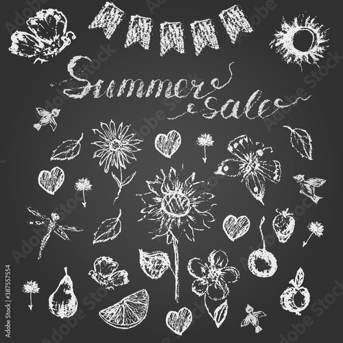 Summer sale chalk lettering with decorative elements