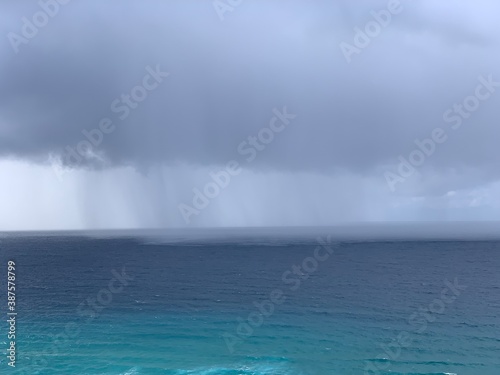 storm over the sea © LEEALPHA