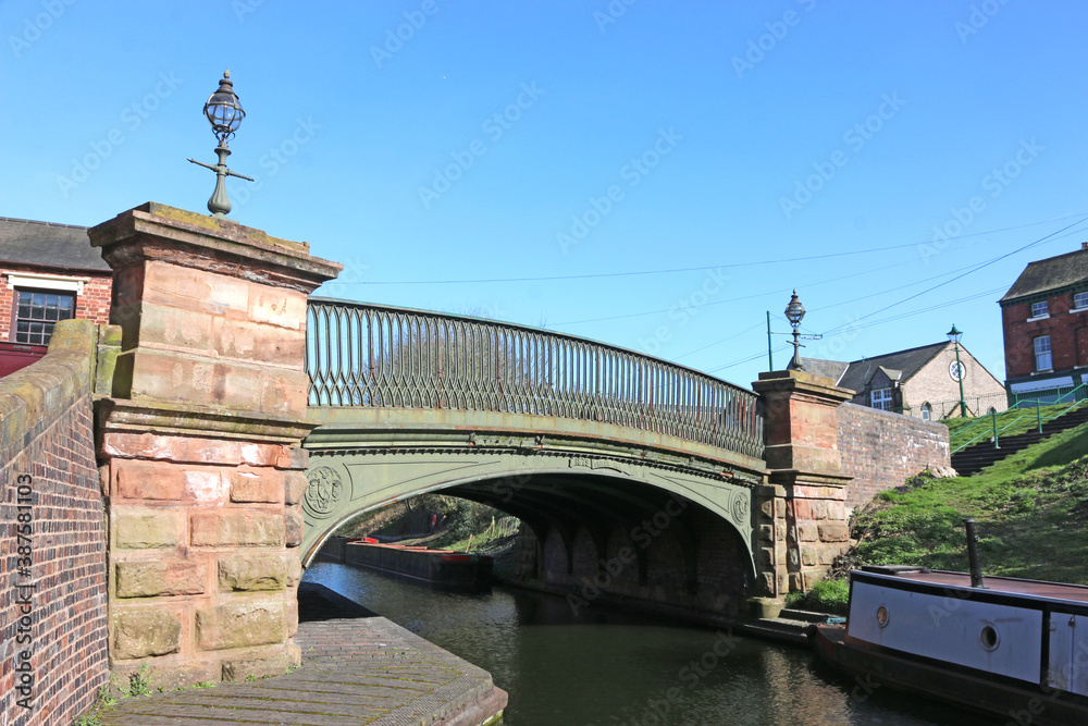 Bridge over the Dudley Canal	