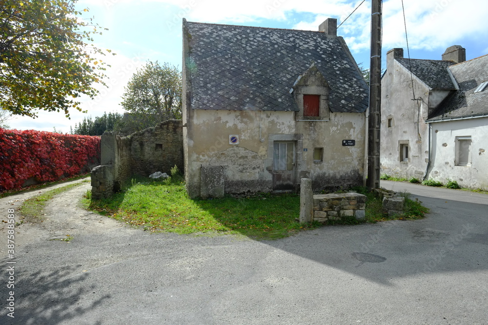 Clis is a small village near Guérande near the slated marshs