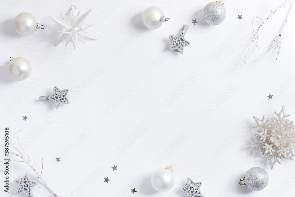 Fototapeta premium Christmas white background with gift boxes and decorations
