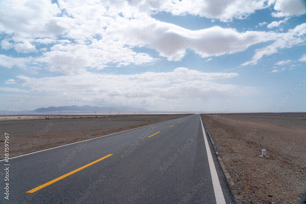 Naklejka premium road to nowhere