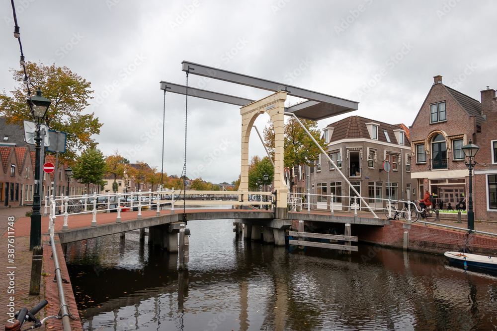 Fototapeta premium Old drawbridge in the city of Alkmaar, province of Noord Holland in the Netherlands 