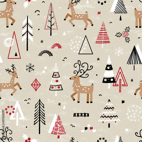 Christmas Seamless Vector Pattern with Doodle Deers and Christmas Trees. Cartoon Cute Reindeer and Winter Forest Background. New Year Holiday Wallpaper, Wrapping Paper