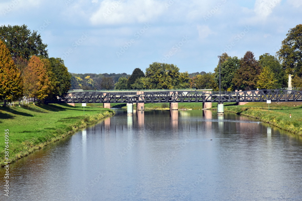 Brücke über der Elz in Riegel am Kaiserstuhl