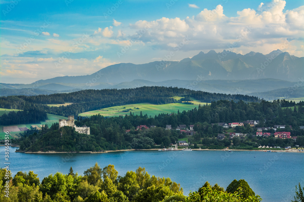 lake and castle, Tatra Mountains in the background, beautiful landscape
