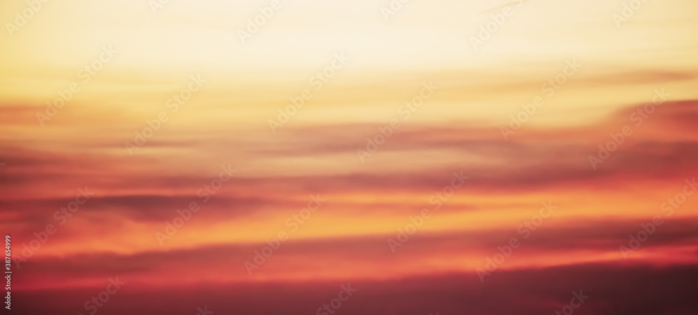 Fototapeta premium Beautiful Panoramic sunset background