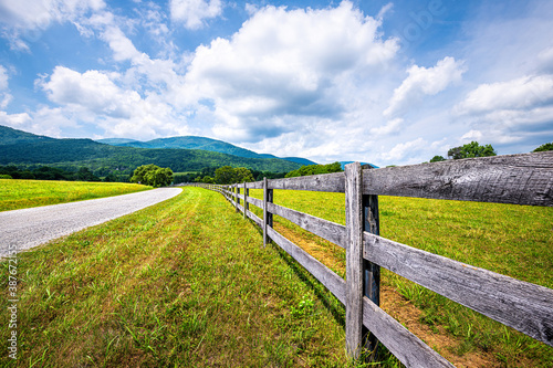 Photo Farm road fence closeup in Roseland, Virginia near Blue Ridge parkway mountains
