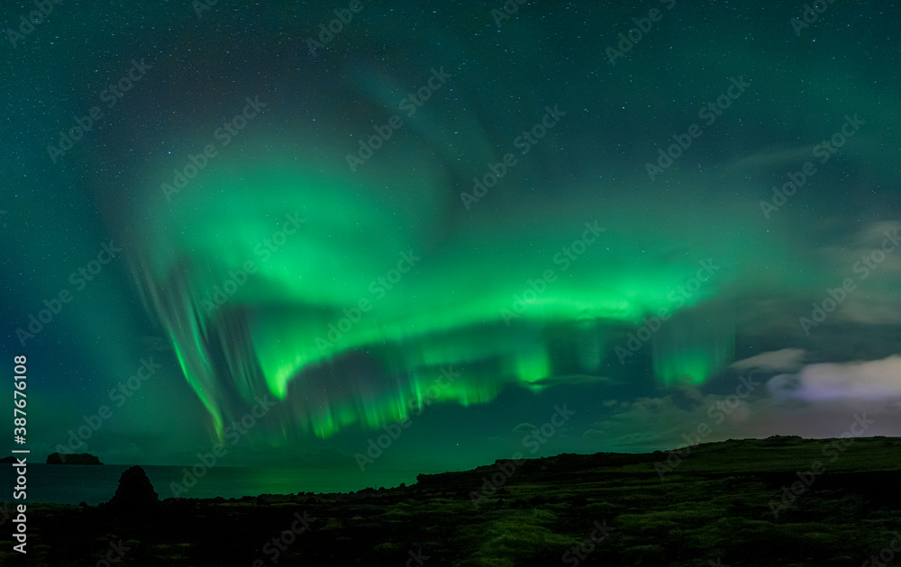 Aurora over Vestmannaeyjar 23.10.2020 no.III