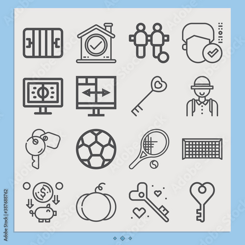 Simple set of return related lineal icons.