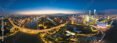 Night view of Guangzhou Bridge, Ersha Island, Guangzhou, China