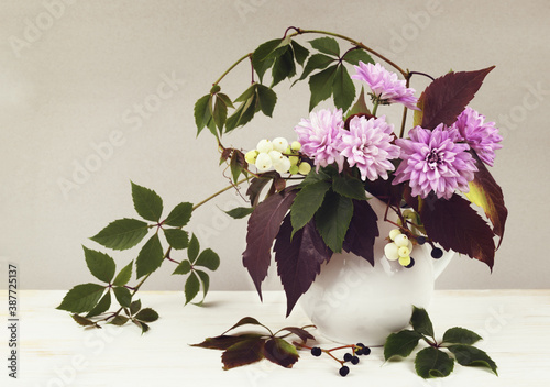 Autumn bouquet with wild gr...