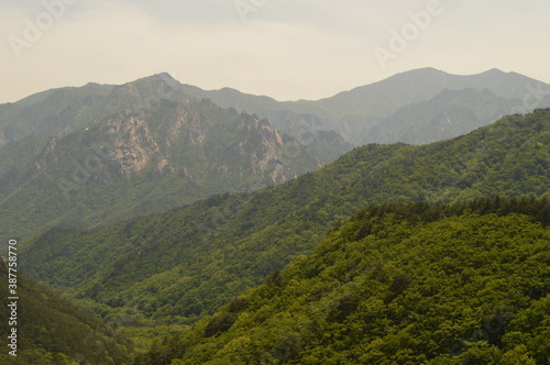 Hiking in the beautiful Seoraksan Mountains and outside of Sokchos temples, South Korea © ChrisOvergaard