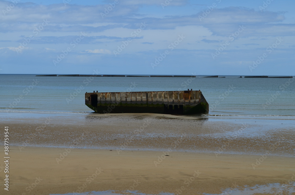 Arromanches (Calvados - Normandie - France) Arromanches (Calvados - Normandie - France)