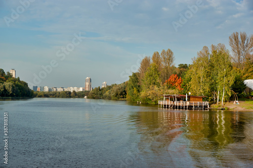 Obraz na płótnie Autumn landscape. Moscow river in Strogino, Moscow w salonie