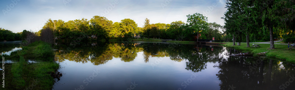 Fototapeta premium Panoramic Pond near Port Rowan, Ontario