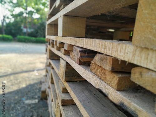 wooden planks © Kamal Ben 