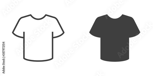 Tienda de ropa. Logotipo con camisetas t lineal y rellena en color gris