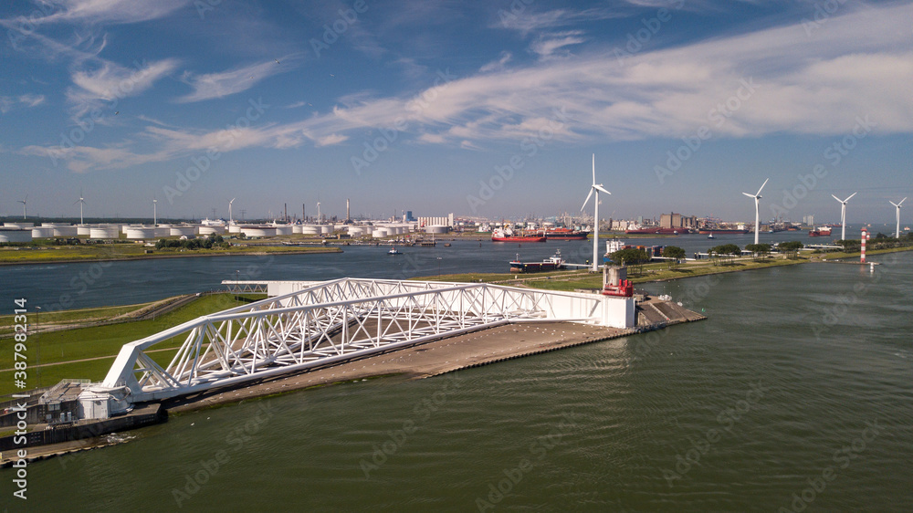 Fototapeta premium Maeslantkering sea barrier at Rotterdam harbor river