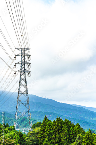 【電気・送電線】山奥にある鉄塔 photo