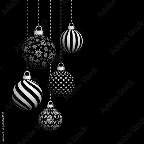 Fünf Hängende Weihnachtskugeln Muster Schwarz Silber
