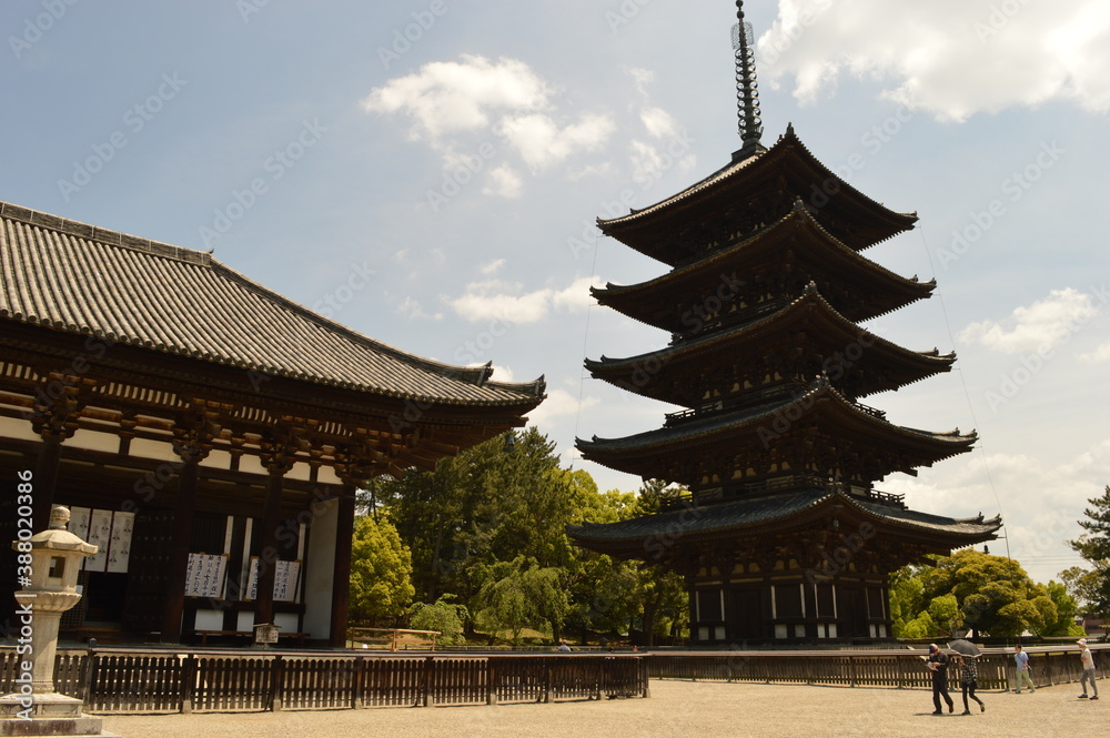 Exploring the beautiful temples and pagodas around Kyoto and Nara on Honshu Island, Japan Exploring the beautiful temples and pagodas around Kyoto and Nara on Honshu Island, Japan