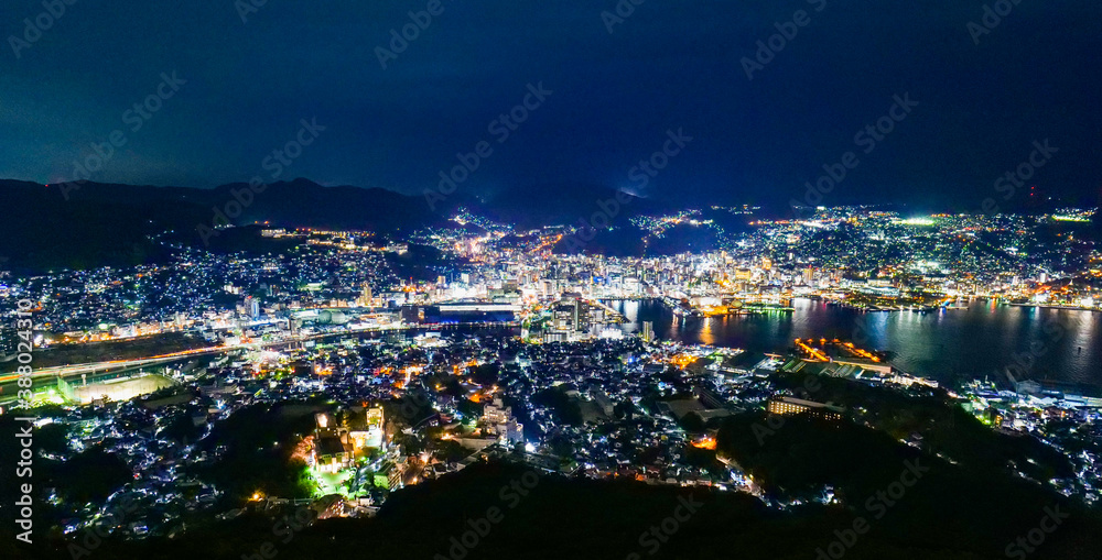 日本三大夜景　長崎　稲佐山から眺望　ワイド