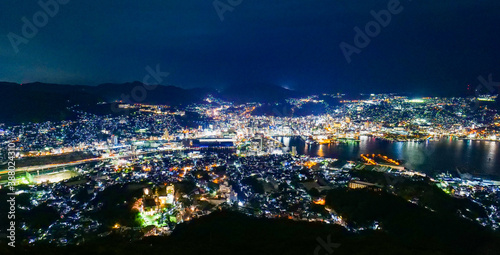 日本三大夜景 長崎 稲佐山から眺望 ワイド © oben901