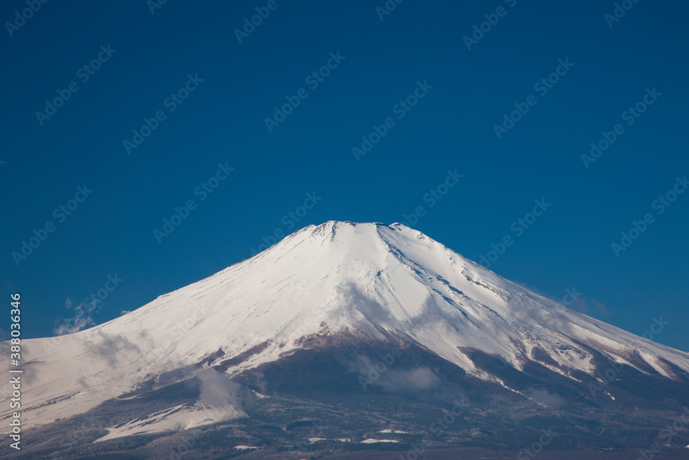 山中湖からの富士山