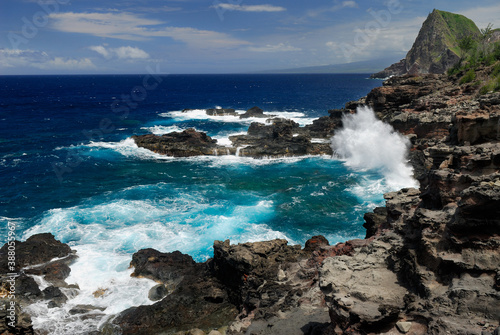 Crashing waves at Mokolea Point with Kahakaloa cinder cone © Reimar