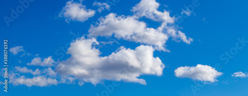 Fototapeta Naklejka Na Ścianę i Meble -  Panorama of blue sky with white clouds