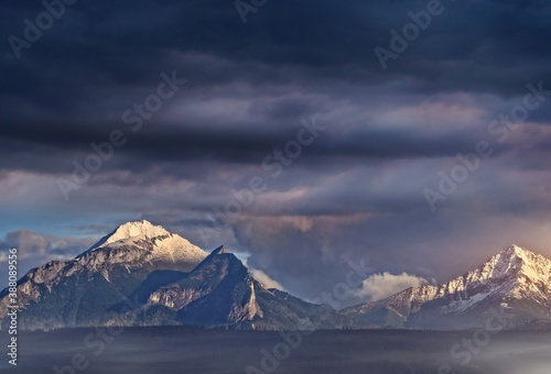 Wallpaper Mural view of the Polish-Slovak mountains Torontodigital.ca