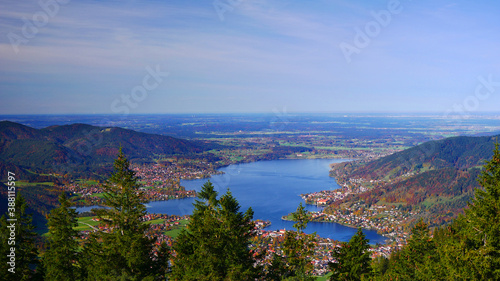 Canvastavla Tegernsee, Deutschland: Blick auf einen der schönesten Seen in den bayerischen A