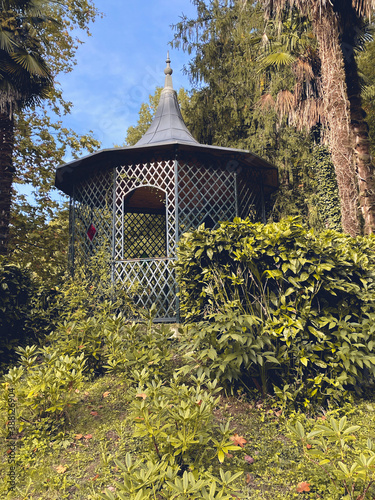 Bella casita rodeada de naturaleza en Bertiz, Navarra, España, Europa
