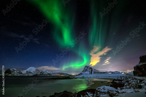 It is often said that the northern parts of Norway is the best places in the world to see the northern light. In Lofoten you can chase the northern lights from end of August untill mid April. © stein