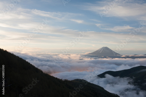 櫛形山からの富士山