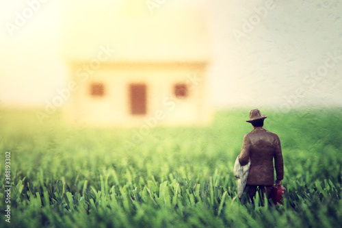 Tableau sur toile concept image of person with suitcase coming back home