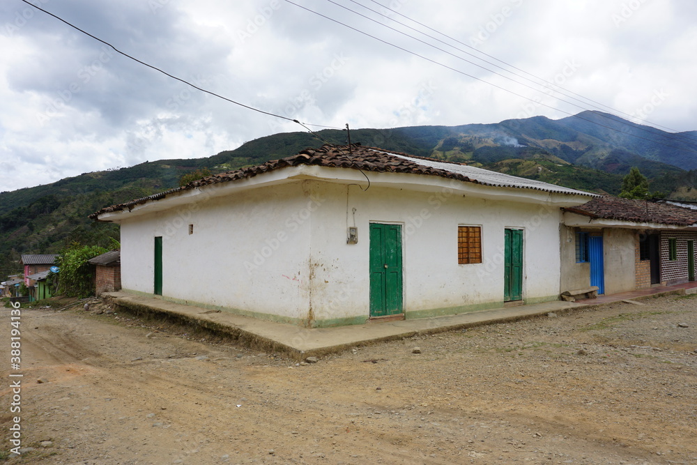 houses in the mountains