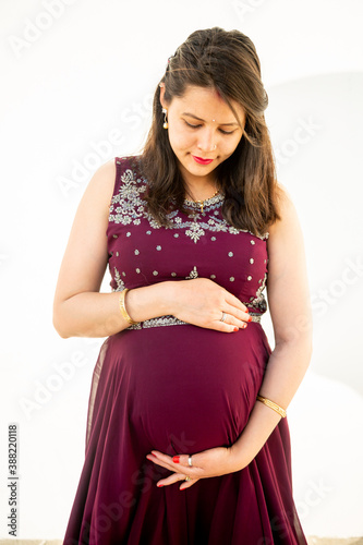 MATERNITY PARTY DRESSFLORAL