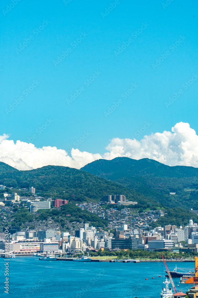 長崎県長崎市　女神大橋から望む長崎市の風景　都市景観
