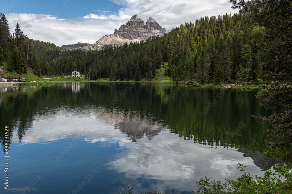 Panorama Misurinasee - Blick auf die 3 Zinnen 
